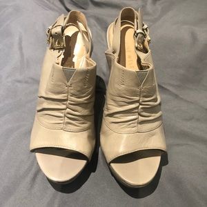 Nine West heels size 9